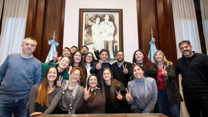 Axel Kicillof busca el voto sub 30 y envía referentes juveniles para tener presencia en las provincias
