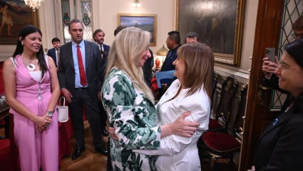 Guerra de palacio: Karina operó a fondo para correr a Patricia Bullrich y tomar el control total del Senado