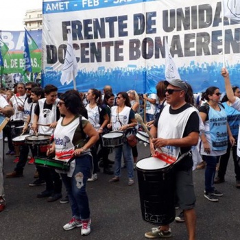 Hoy paran los docentes bonaerenses contra el aumento del 2% propuesto por Vidal