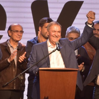 Córdoba: Schiaretti fue reelecto con el 54% de los votos y le sacó casi 30 puntos a Cambiemos