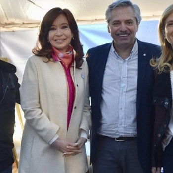 CFK publicó una foto con Kicillof y Magario y generó especulaciones sobre la fórmula bonaerense