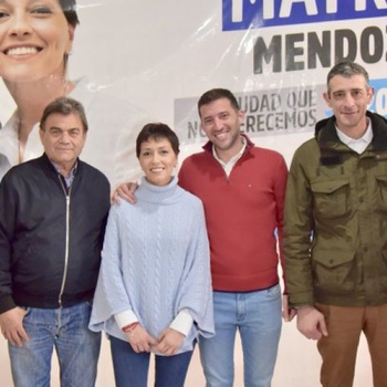 Mayra Mendoza pactó el apoyo del peronimo en Quilmes para derrotar a Martiniano Molina