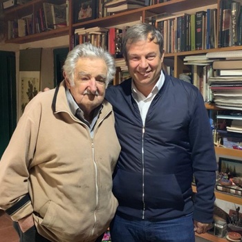 El Frente De Todos profundiza su relación con el gobierno uruguayo y los intendentes del PJ se suman a esa alianza