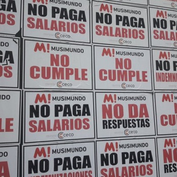 Olavarría: Musimundo se negó a pagar indemnizaciones y los trabajadores empapelaron el local