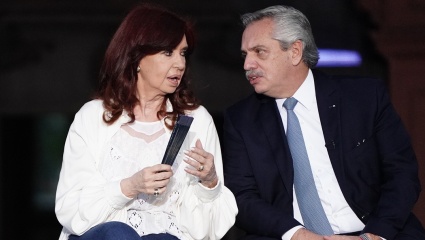 Cristina potencia su poder en el Frente de Todos y Alberto se repliega