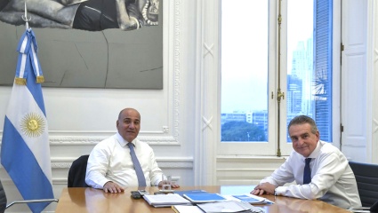 Alberto anunció que Manzur deja la jefatura de Gabinete, y suena fuerte Agustín Rossi para sucederlo
