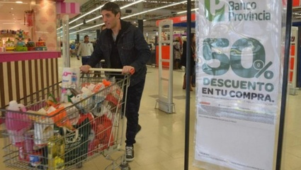 Comenzó un nuevo supermiércoles de descuentos del Banco Provincia en supermercados