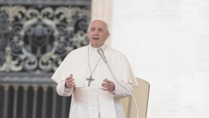 El papa Francisco cambió una ley clave para criminalizar los abusos sexuales cometidos por sacerdotes