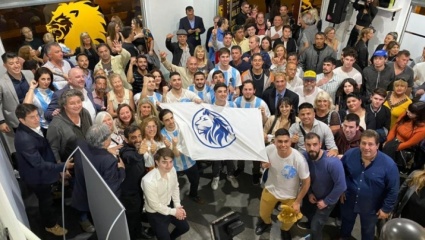 “Buscar un verdadero líder y hacer la campaña sin deberle ningún favor a nadie”: el objetivo libertario en La Plata