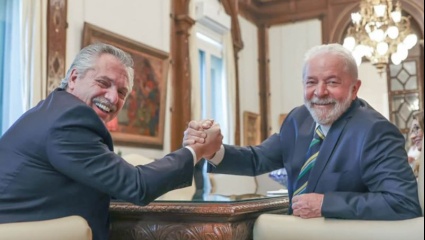 Alberto celebró la decisión de la ONU de reconocer la persecución que sufrió Lula