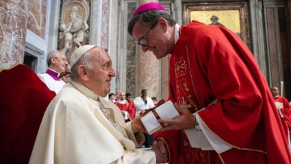 El arzobispo porteño quedó "azorado y sorprendido" con la propuesta de La Libertad Avanza