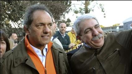 Aníbal Fernández advirtió que Scioli no bajará su candidatura presidencial: “Va a competir contra quien se le ponga al frente”