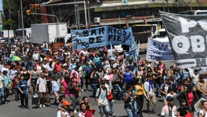 En medio del supermiércoles de descuentos, organizaciones sociales realizarán protestas frente a supermercados