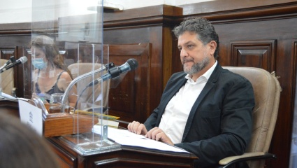 Arias presentó un proyecto de repudio a la reunión de Macri con Conte Grand, pero el oficialismo no acompañó