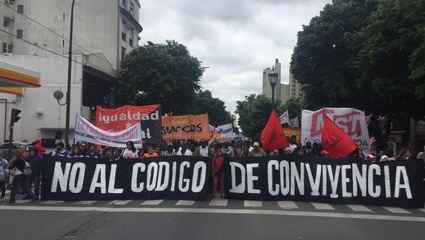 Masiva movilización en La Plata contra el Código de Convivencia de Garro