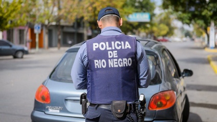 La Policía de Río Negro reclama mejoras salariales: analizan acuartelarse en las próximas horas