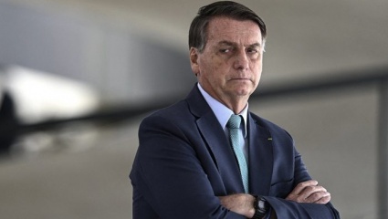 Facebook eliminó un video de Bolsonaro por mentir al vincular vacuna contra Covid-19 y HIV