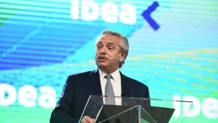 Alberto Fernández: "No existe otro remedio que la inversión privada para el desarrollo sostenible"