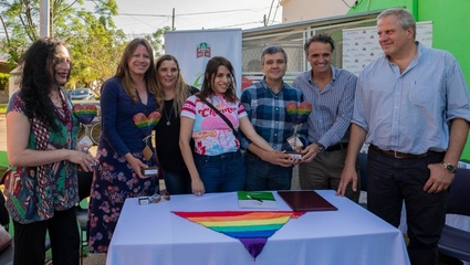 Katopodis y Zabaleta firmaron un convenio para promover los derechos de la comunidad LGTBI