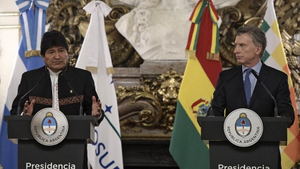 El embajador de Bolivia en Argentina dijo que Macri "debería reconocer" el tráfico de armas a su país