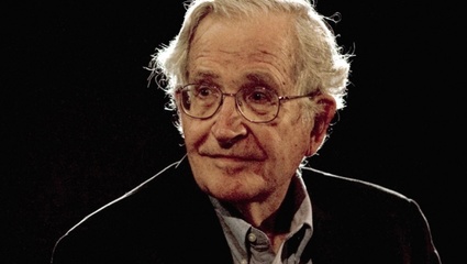 "El Eurogrupo propone una guerra de clases", indicó Noam Chomsky