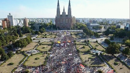 La Plata: miles de platenses se movilizaron en el Día Internacional De La Mujer