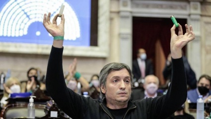 Máximo Kirchner y Mario Negri se cruzaron fuerte en el Congreso por la movilidad jubilatoria