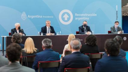 Alberto Fernández anunció la Ley de Compre Argentino, ratificó el rumbo y mostró matices en la estrategia discursiva