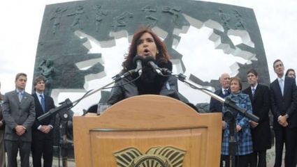 "No va a haber un 9 de Julio completo hasta que no recuperemos nuestras islas Malvinas", dijo CFK