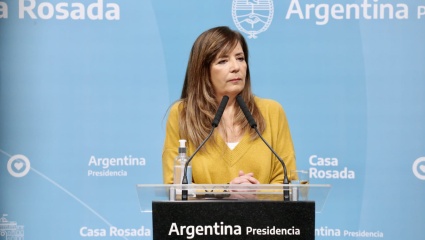 Gabriela Cerruti: "Están jugando con la mesa y los alimentos de los argentinos"