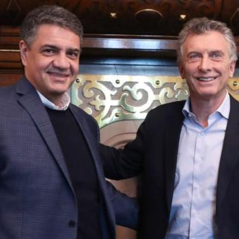 Juntos tensa en la Ciudad y firma la paz en Córdoba