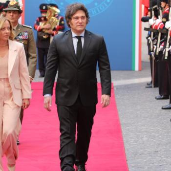 Milei se fue de gira mientras espera avances en el plan dolarizador y la batalla electoral con el PJ