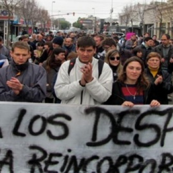 Desempleo y salarios demolidos: las alertas del programa económico de Milei
