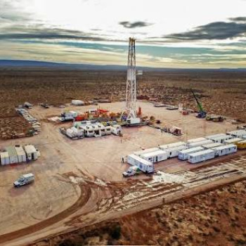 Vaca Muerta apunta a exportar gas licuado desde Bahía Blanca: YPF se suma al megaproyecto de TGS por USD 3.000 millones