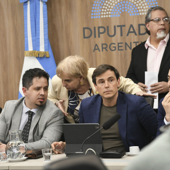 Guerra de nervios en el Congreso: el Gobierno apela al reglamento para bloquear el debate por las deudas familiares