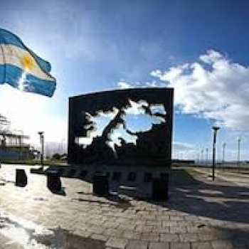 Diputados opositores convocaron a excombatientes para rechazar las iniciativas oficiales sobre la causa Malvinas