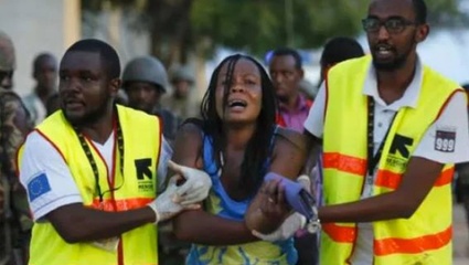 148 estudiantes y profesores asesinados en Kenia