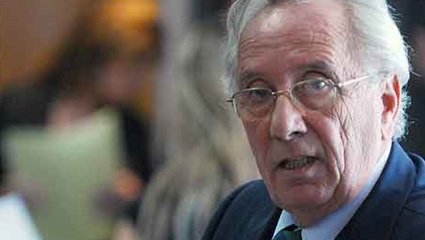 Héctor Recalde: "Arroyo Salgado está embarrando la cancha"