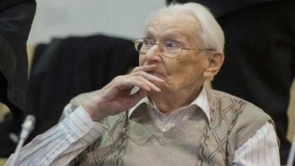 En Alemania un cómplice de los asesinatos en Auschwitz admitió su culpa
