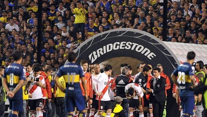 #superclasico del bochorno internacional: Suspenden la Bombonera y aparecen más fotos de los incidentes