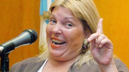Carrió: "Felicito a todos menos al Frente para la Victoria"