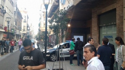 Un hombre con una bomba ingresó a Radio Nacional y quiso agredir a Eduardo Anguita