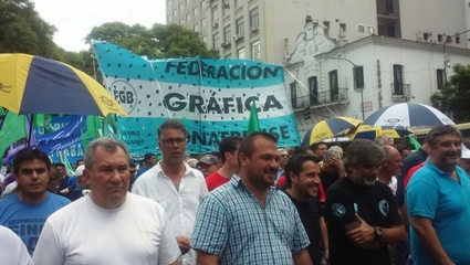 Gráficos reclaman un plan de acción unificado de la CGT contra los despidos