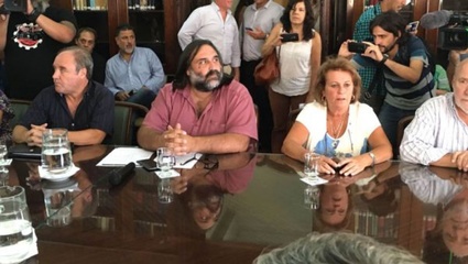 Paritaria docente: Llegó el día de la segunda reunión entre Provincia y los gremios