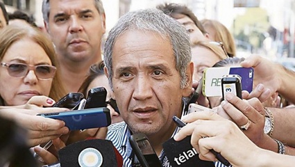 Los banqueros suspendieron por whatsapp la reunión paritaria con la Asociación Bancaria