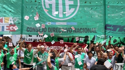 La ATE culmina el paro de 48 horas con movilización a gobernación