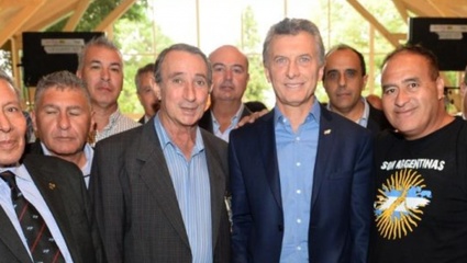 El presidente Macri recibe a familiares de soldados caídos en Malvinas