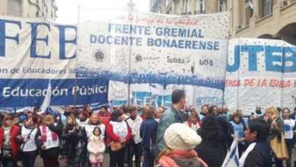 Antes de la paritaria, los gremios docentes fueron a la Justicia para impedir que Vidal les descuente los días de paro