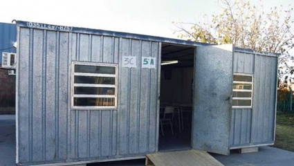 Vidal llamó a licitación para el alquiler de aulas container