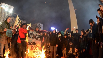 Contra el aumento de las tarifas de servicios públicos, trabajadores convocan a una "Marcha de las velas"